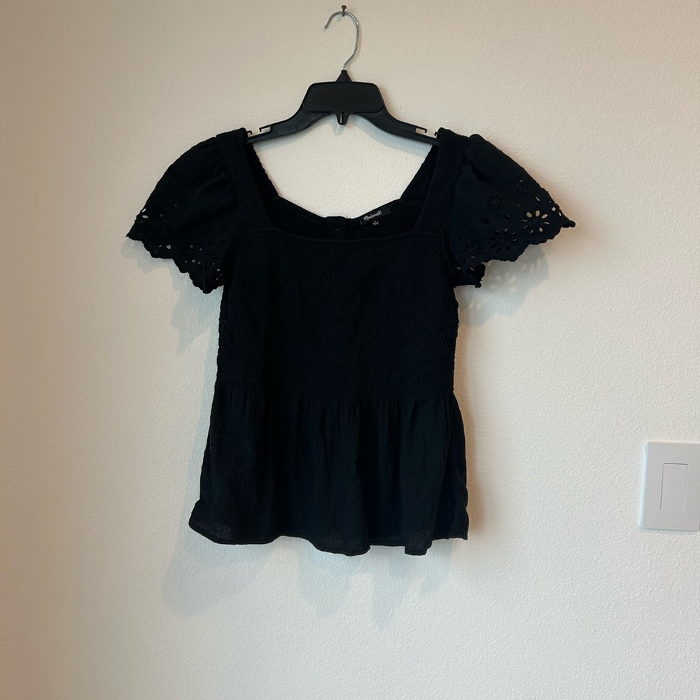 Madewell black eyelet-sleeve smocked peplum top – size S